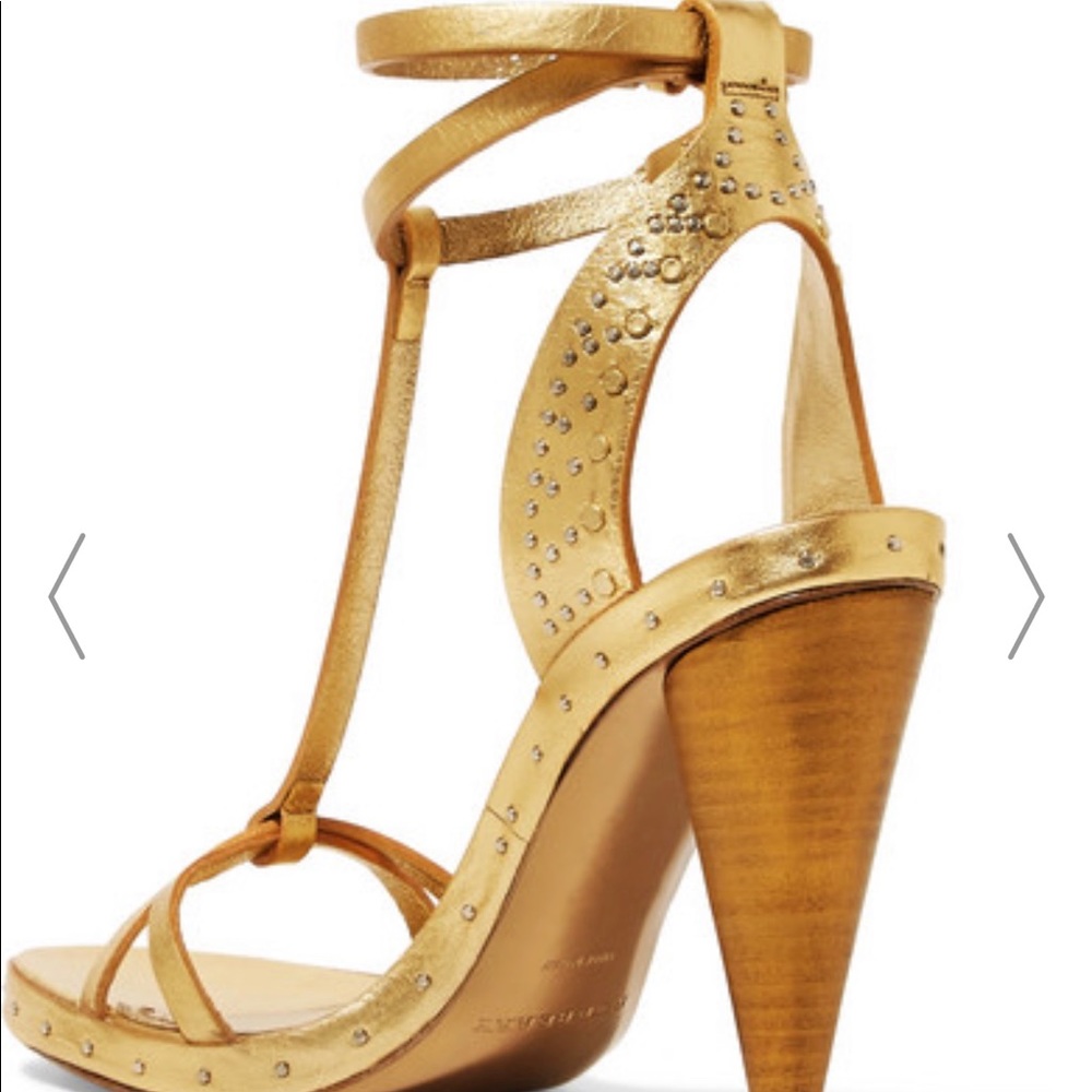 Heels (pumps) brand new. Never worn